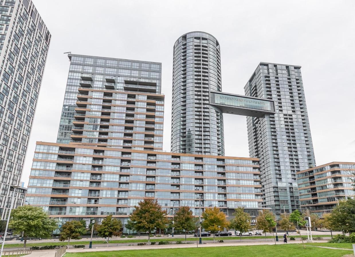 Simply Comfort. Elegant Apartments Dan Lecki Toronto Buitenkant foto